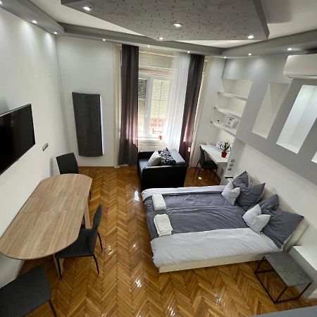 מישקולץ Szechenyi Apartman מראה חיצוני תמונה