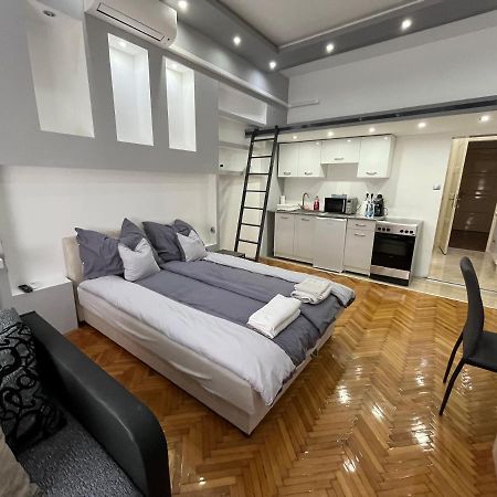 מישקולץ Szechenyi Apartman מראה חיצוני תמונה