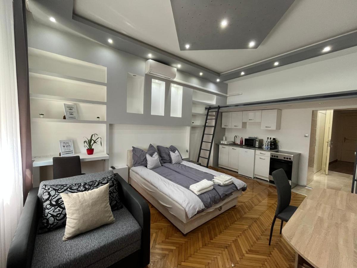 מישקולץ Szechenyi Apartman מראה חיצוני תמונה