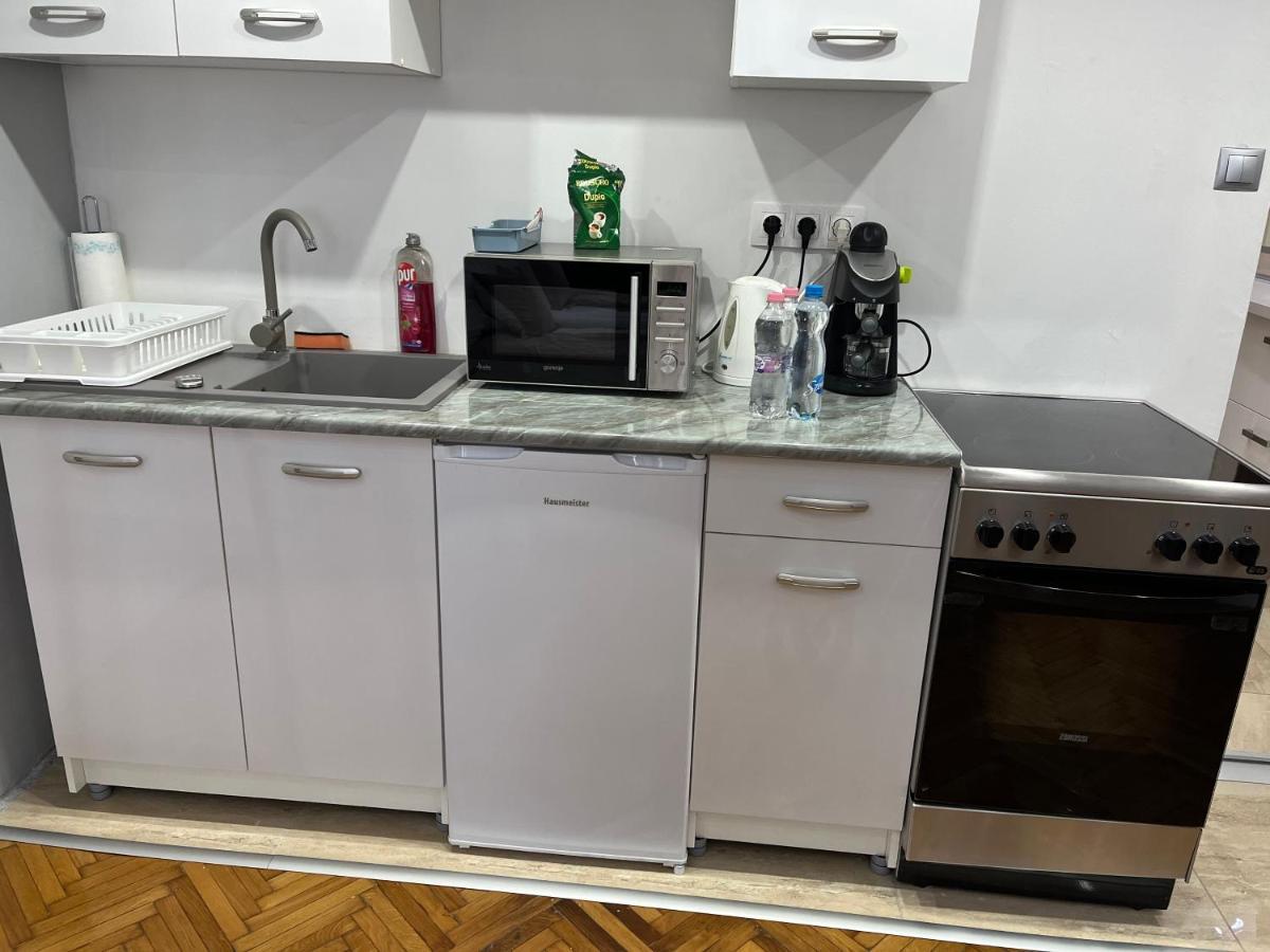 מישקולץ Szechenyi Apartman מראה חיצוני תמונה
